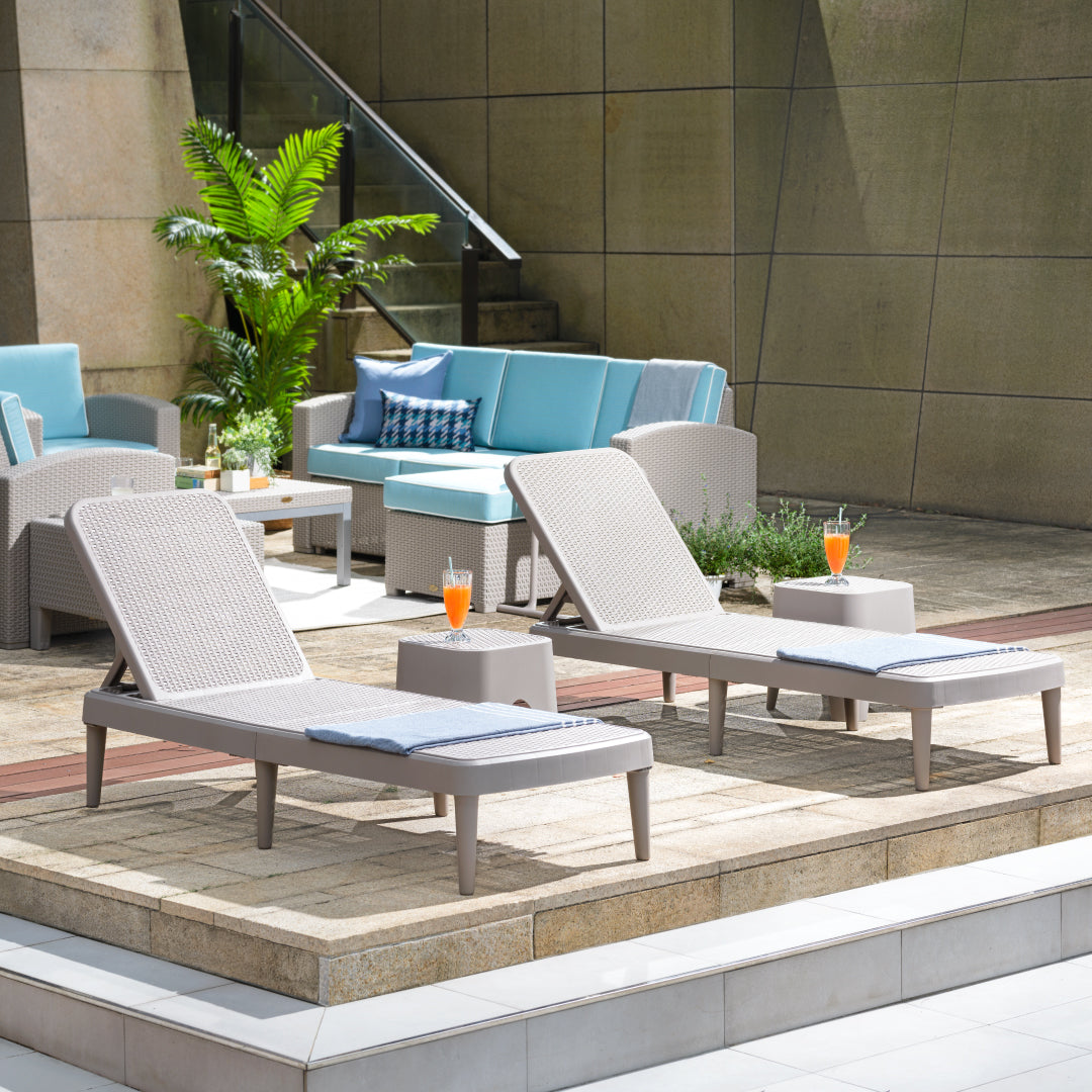 Lagoon Tahiti 4-Piece Outdoor Chaise Lounge Set – 2 Rattan Reclining Loungers with Mallorca Side Tables