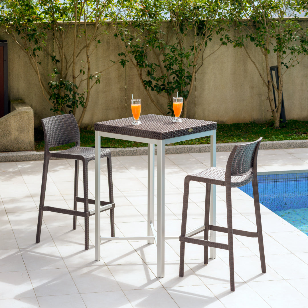 RUSS Rattan Bar Table  +2 Rue Bar Stool