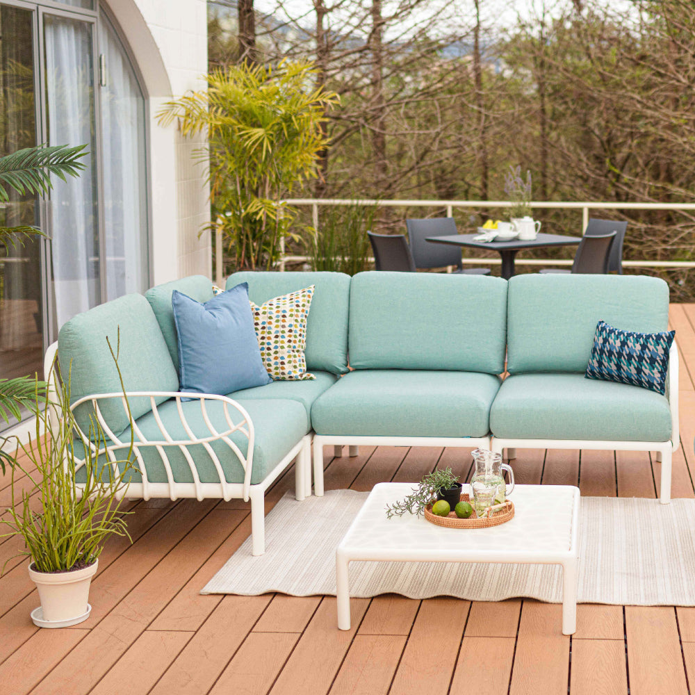 Lagoon LAUREL pcs Outdoor Sectional Sofa Set White with Blue Cushion