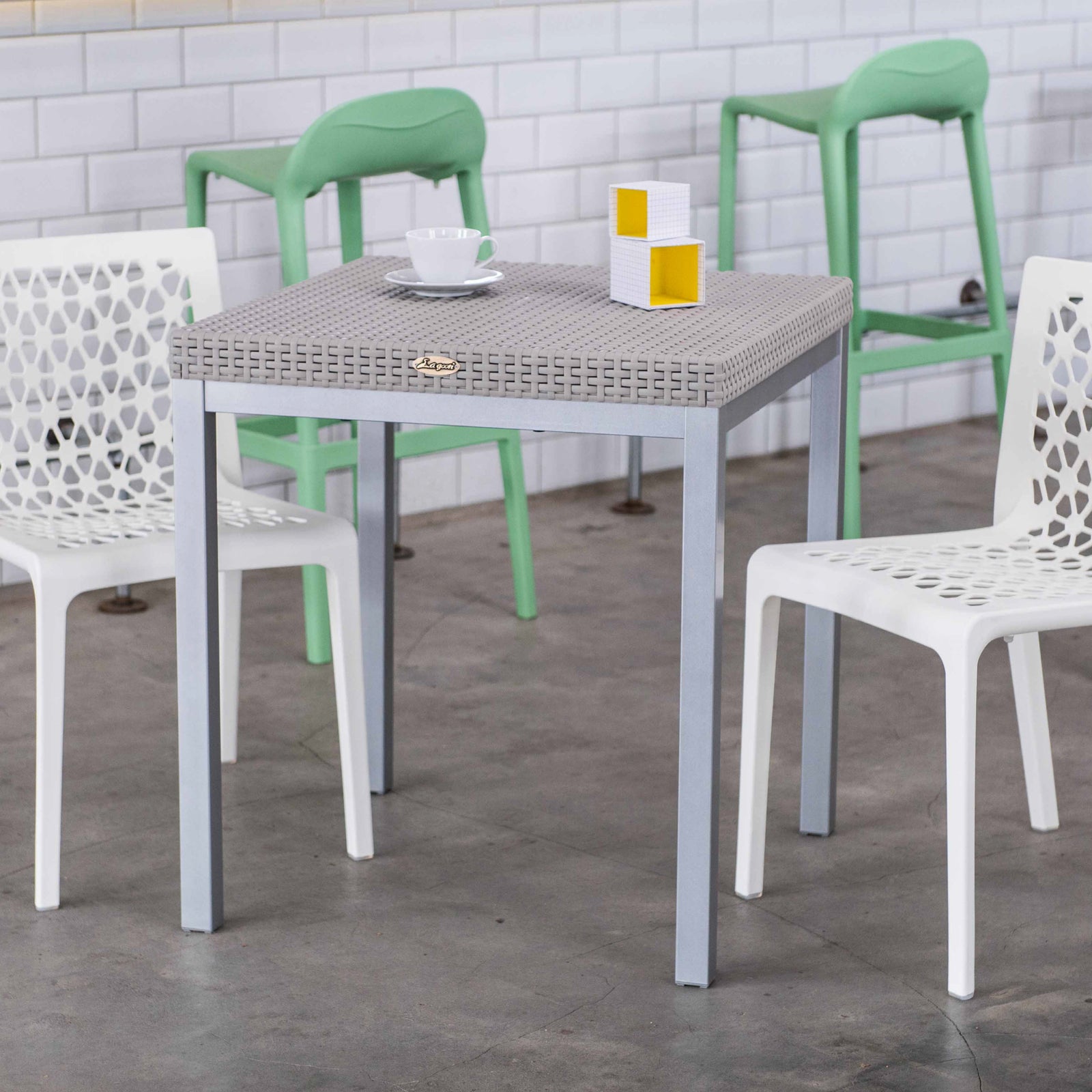 7022_RUSS_RATTAN DINNING TABLE W/ALUM TUBE 68 x 68 x 75 (cm) - 2 BOXES