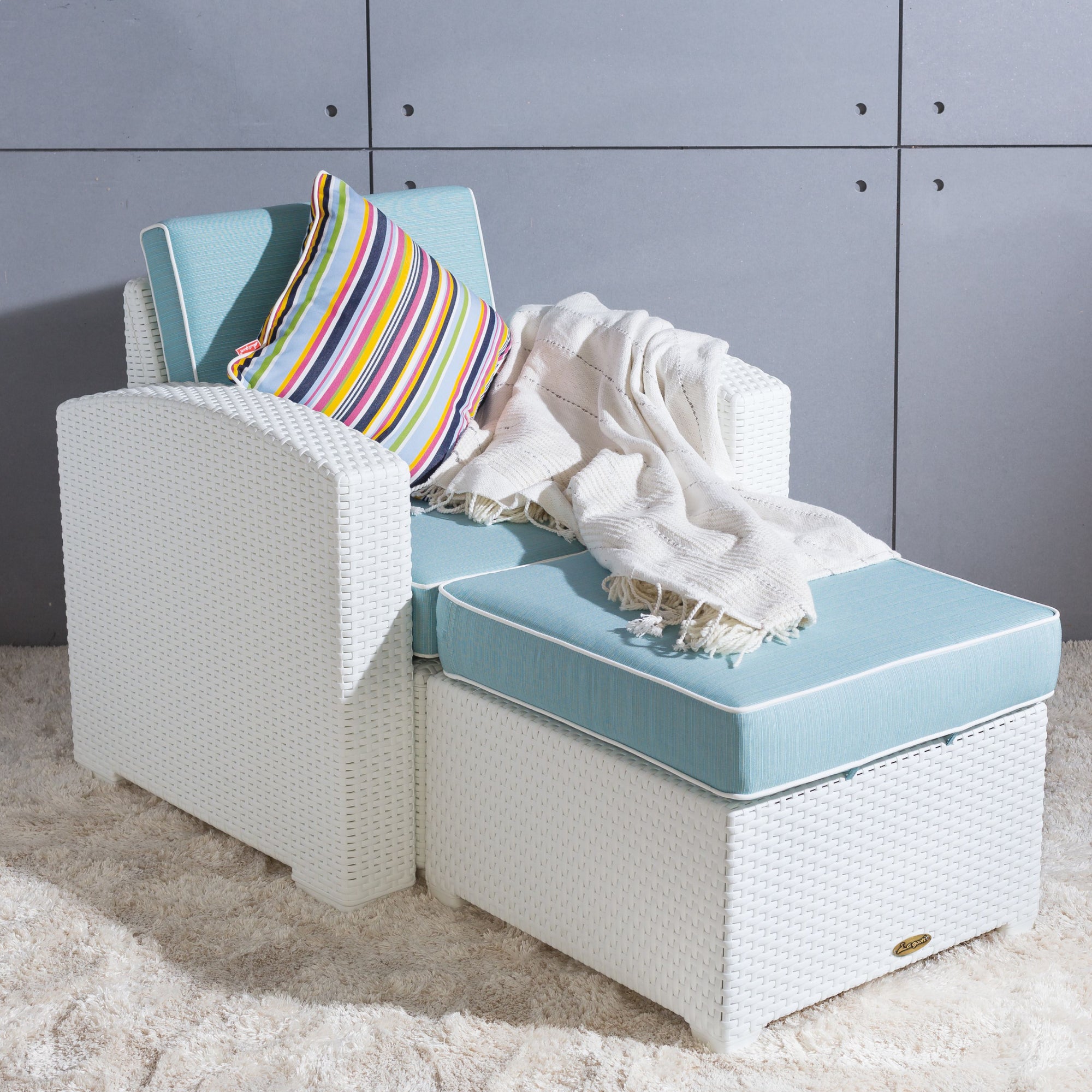 LAGOON MAGNOLIA RATTAN CLUB CHAIR